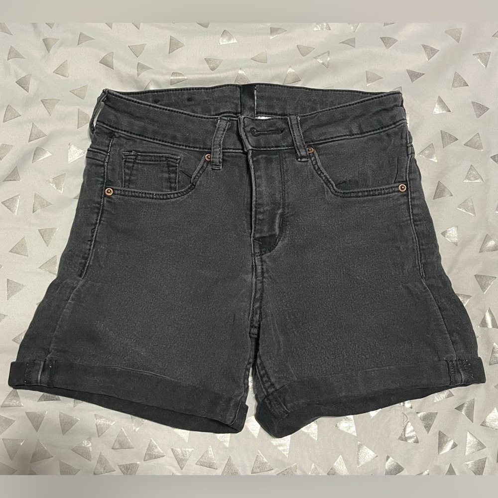 H&M shorts in washed out black. Size women 4